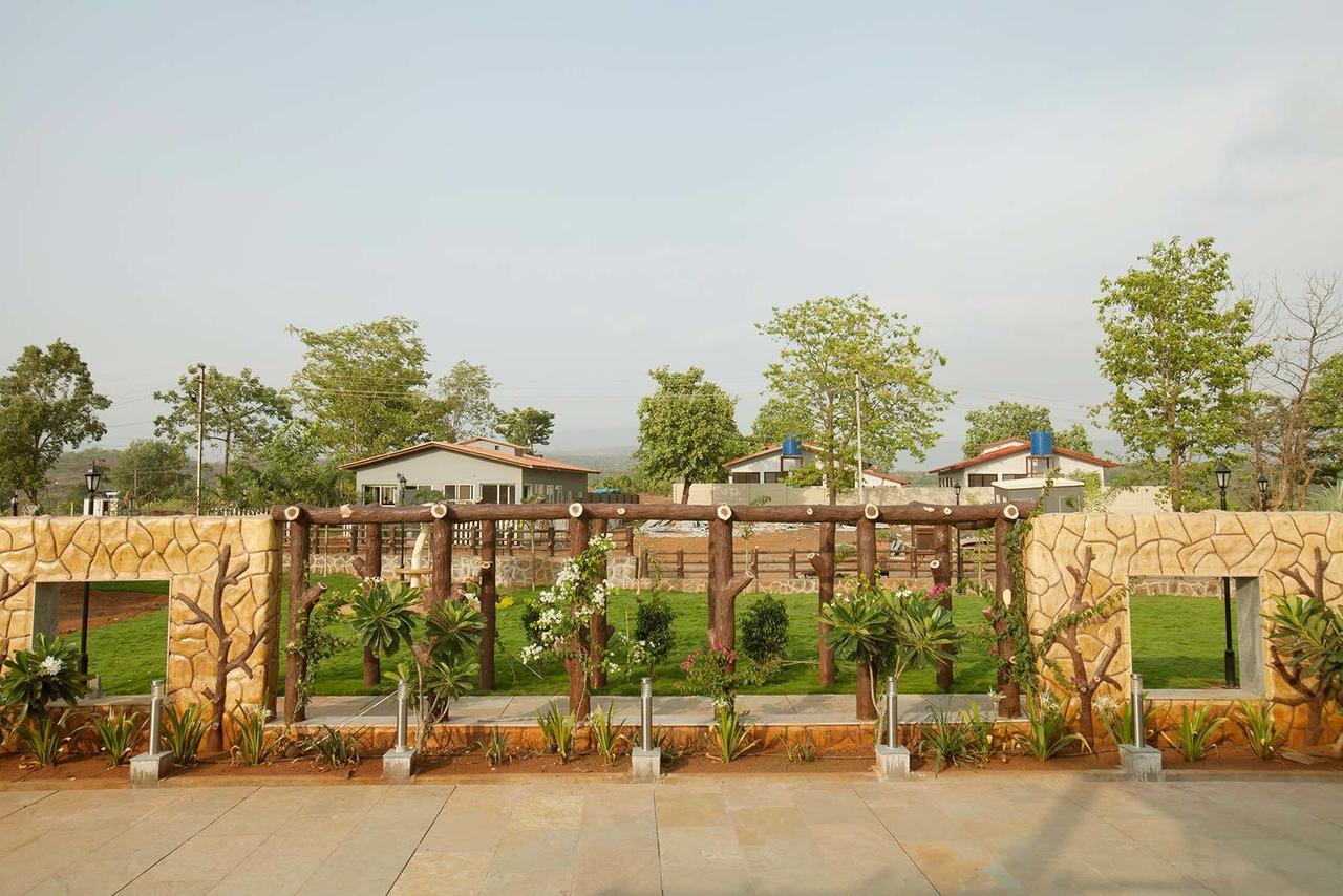 Sparsh Resort & Chalet Kalamb (Raigad) Bagian luar foto